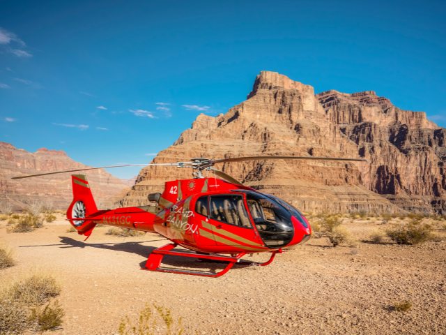 Private West Rim Helicopter Landing Experience in Grand Canyon air tours