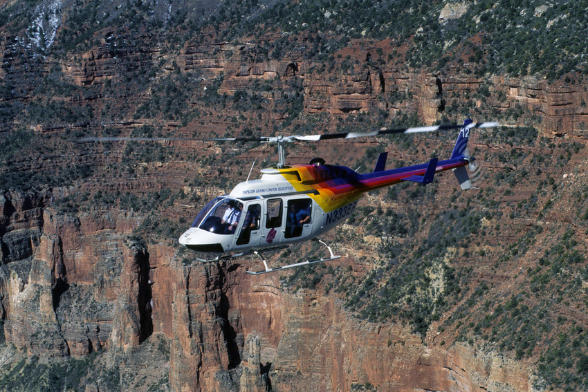 South Rim Local Helicopter Flight over Dragon Corridor in Grand Canyon air tours