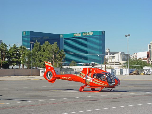 Ace Of Adventures West Rim Scenic Helicopter with Strip Flyover for West Rim tours from Las Vegas